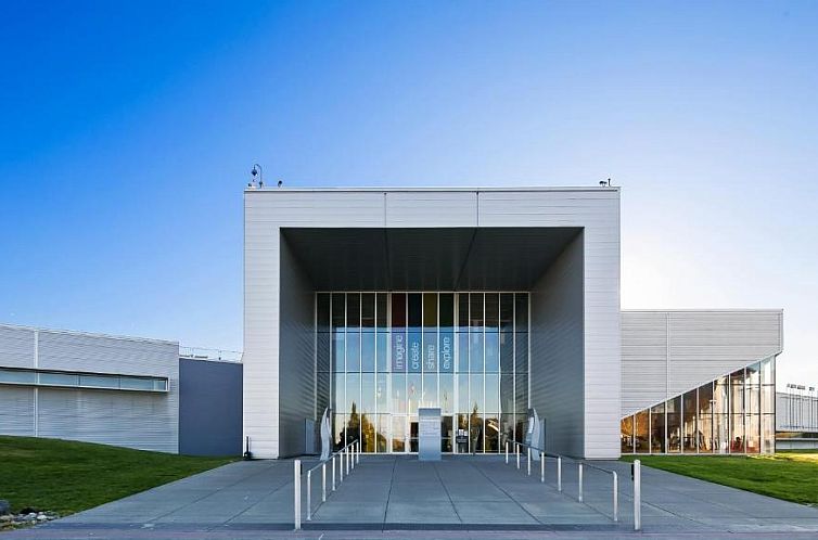 Holiday Inn Express Hotel & Suites Everett, an IHG Hotel