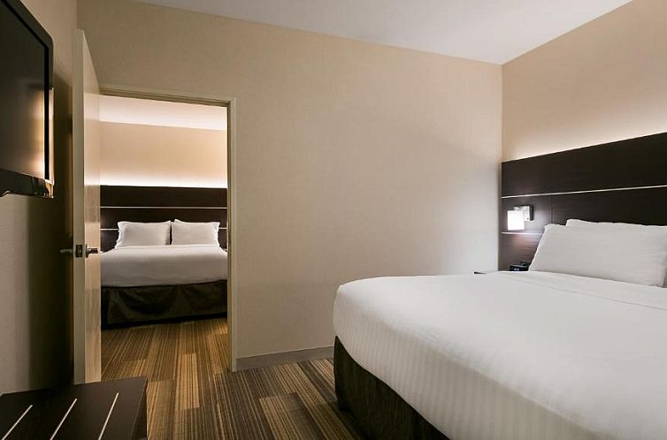 Holiday Inn Express Hotel & Suites Everett, an IHG Hotel