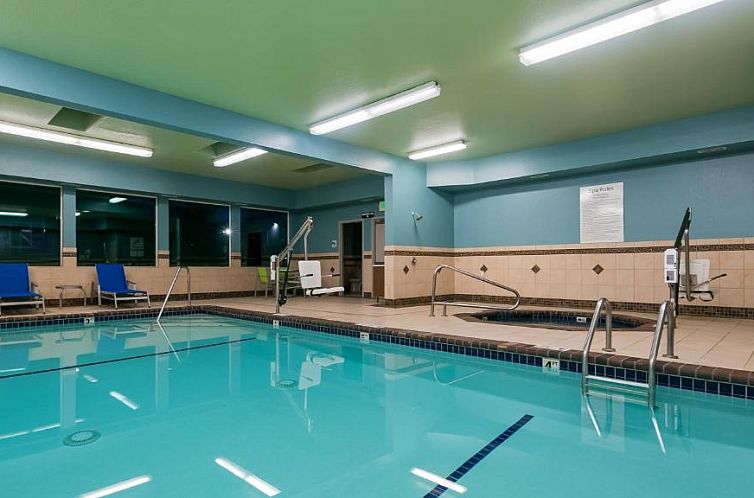 Holiday Inn Express Hotel & Suites Everett, an IHG Hotel