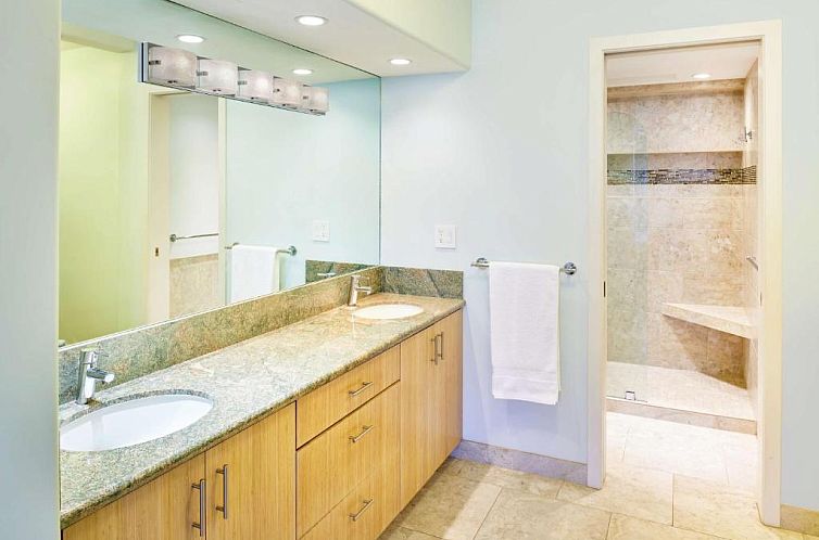 Aston at The Whaler on Kaanapali Beach