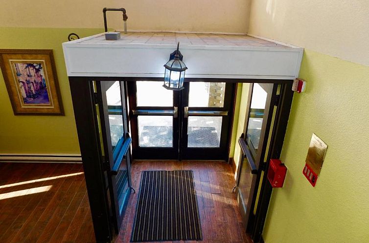 Americas Best Value Inn & Suites Anchorage Airport