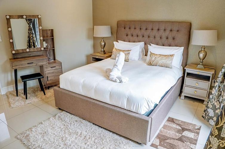 Majorca - The Island Club