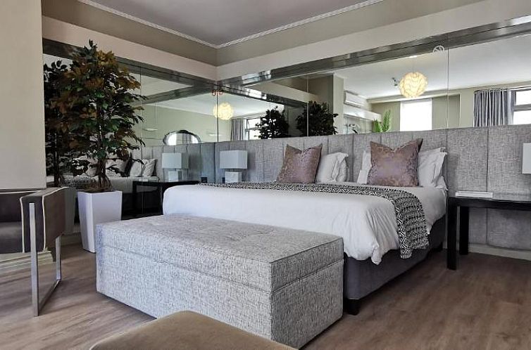 The Hyde All Suite Hotel