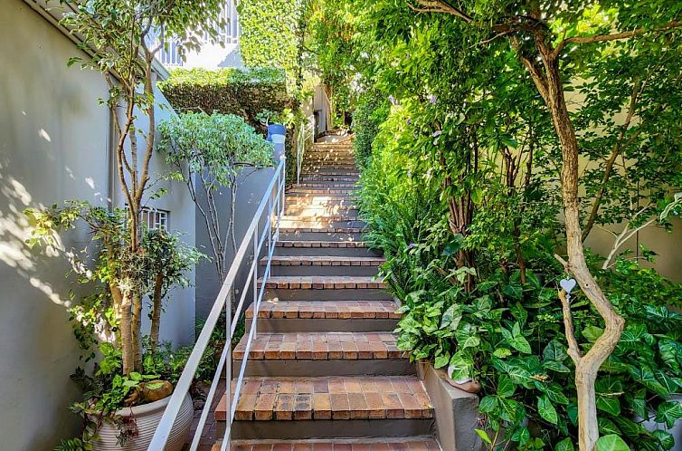 Bluegum Hill Guesthouse