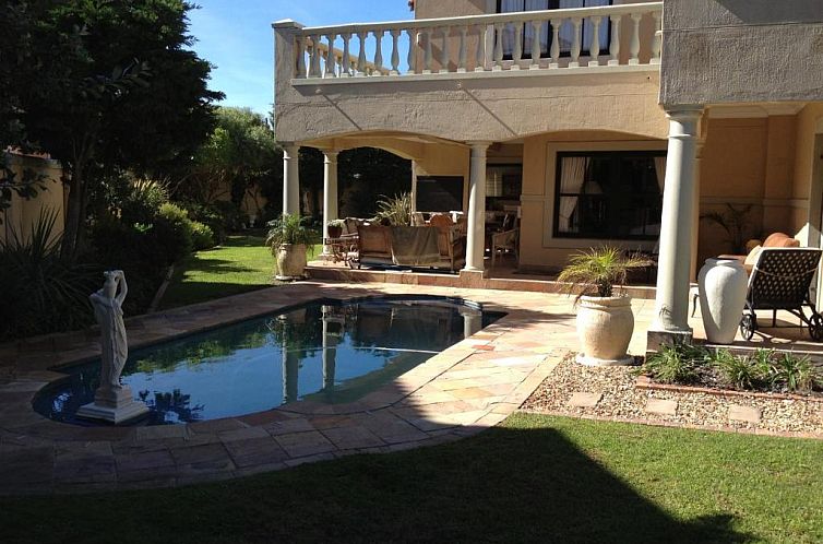 Roman Retreat