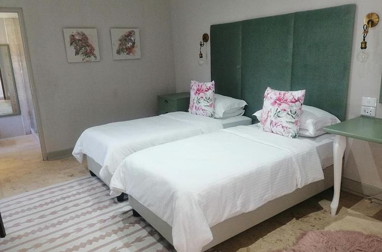 Little Scotia Urban Hotel