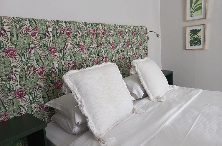 Little Scotia Urban Hotel