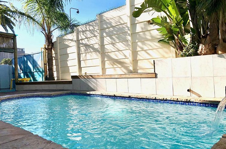 Big Blue Backpackers