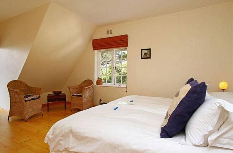 Cape Paradise Lodge and Apartments