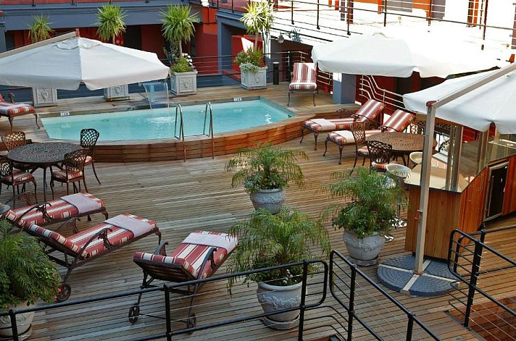 Cape Town Lodge Hotel