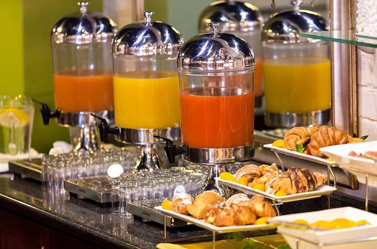 Cape Town Lodge Hotel