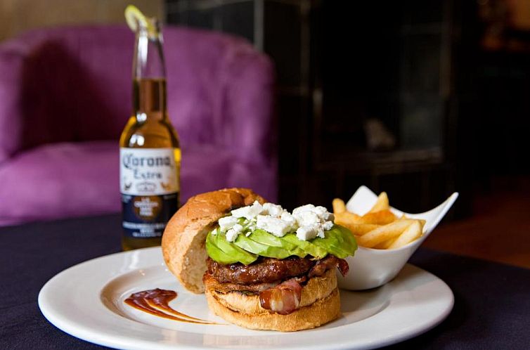 Cape Town Lodge Hotel