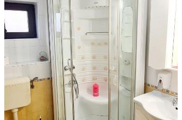 Pensiunea Red Rose Apartments