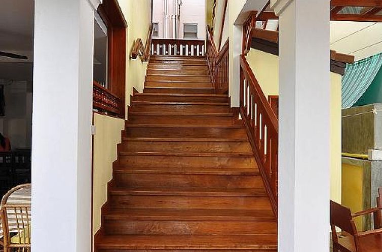 Sripat Guesthouse