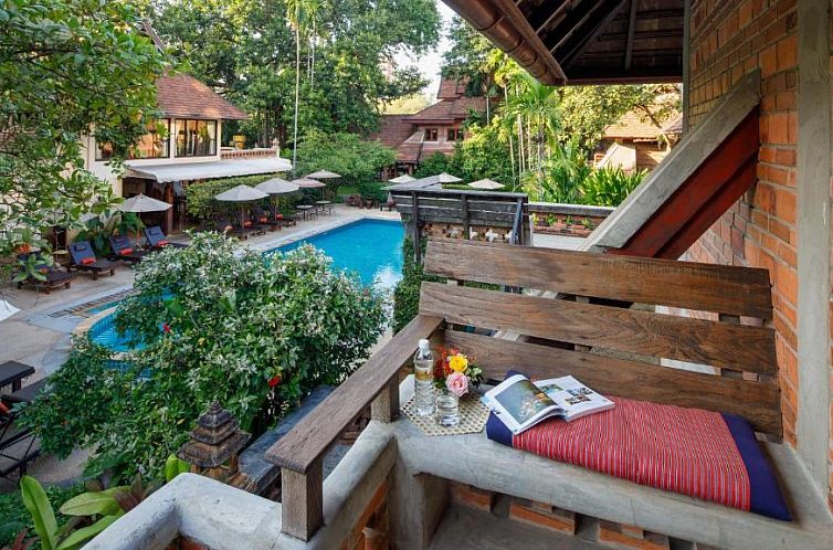 Yaang Come Village Hotel