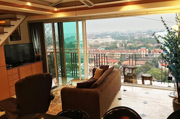 Penthouse Galare Thong Tower