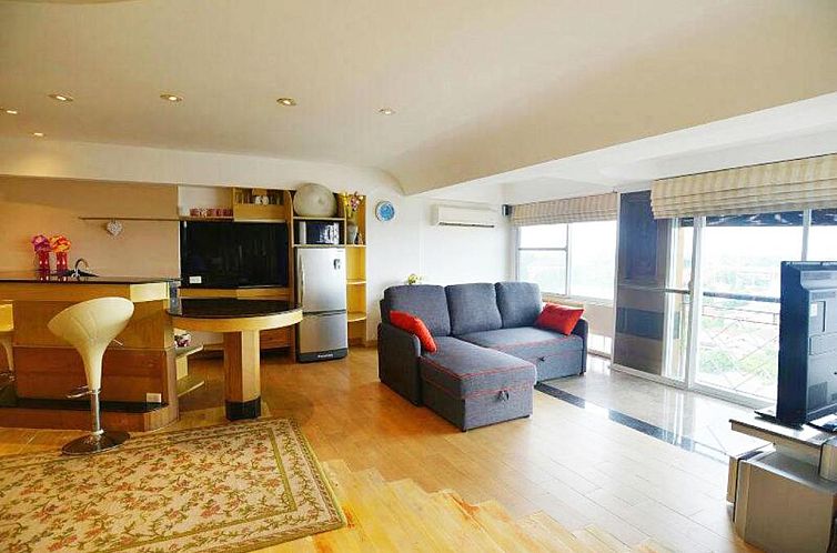 Penthouse Galare Thong Tower