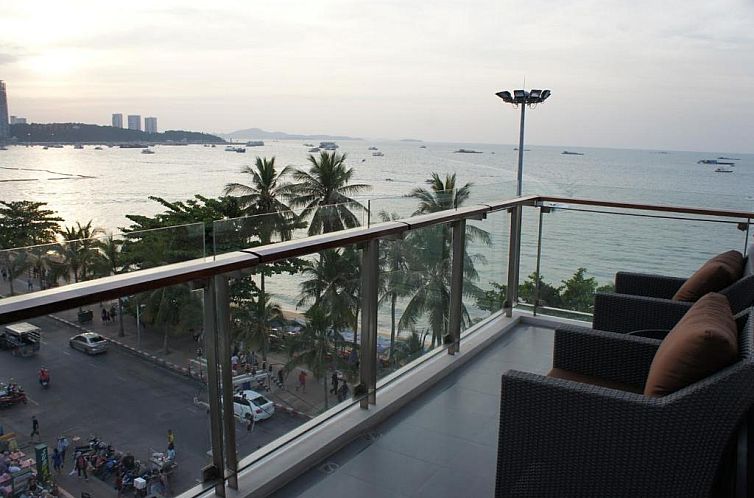 Serenotel Pattaya