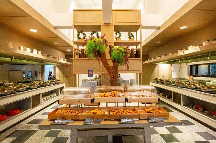 Woodlands Hotel and Resort Pattaya