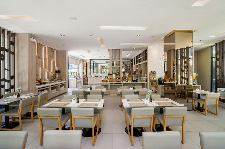 Altera Hotel and Residence by At Mind