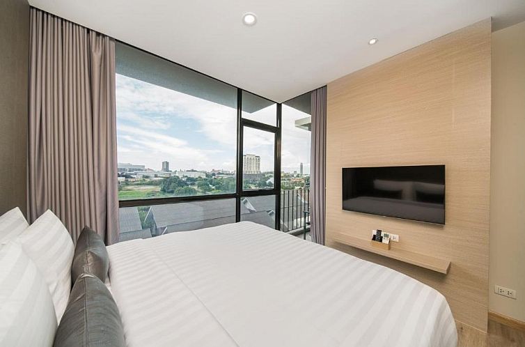 Altera Hotel and Residence by At Mind