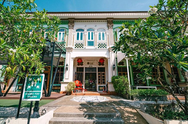 O'nya Phuket Hotel - SHA Extra Plus