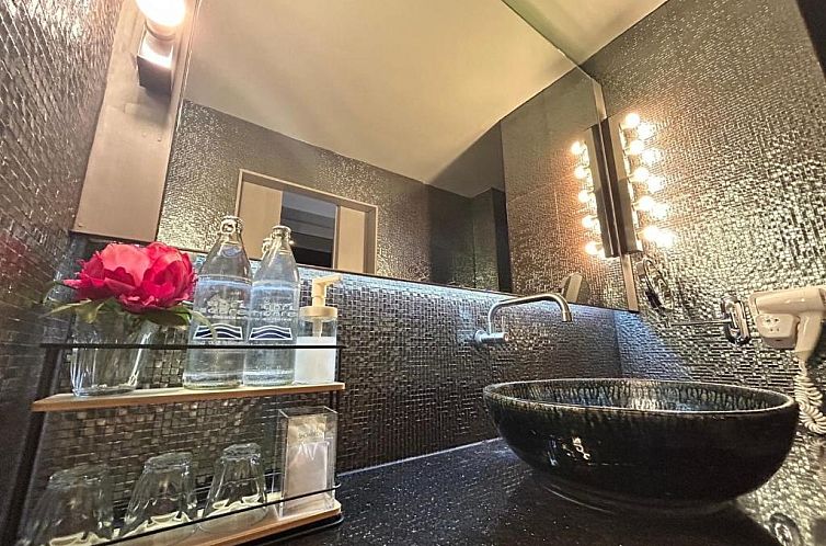 Sino House Phuket Hotel - SHA Plus