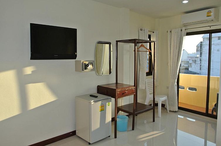 Baan Taweesuk Guest House