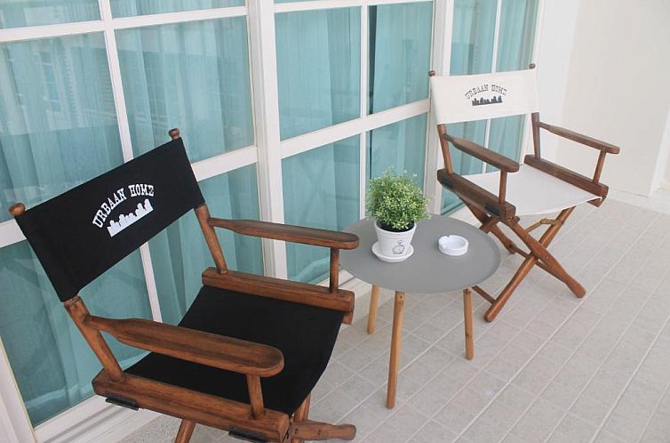 Summer Hua Hin by Vutchawat