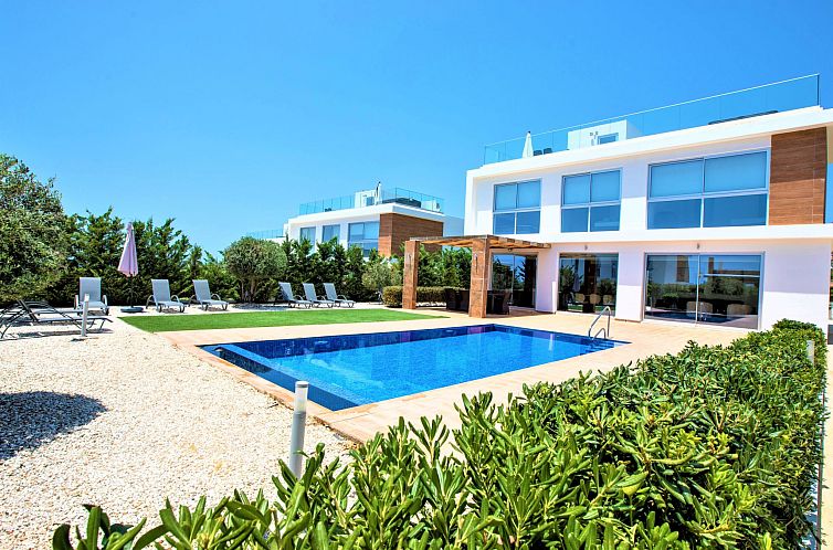 Vakantiehuis Luxuriöse Villa mit privatem Pool und Whirlpoo