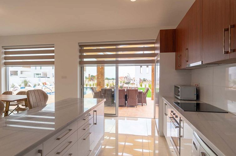 Vakantiehuis Luxuriöse Villa mit privatem Pool und Whirlpoo
