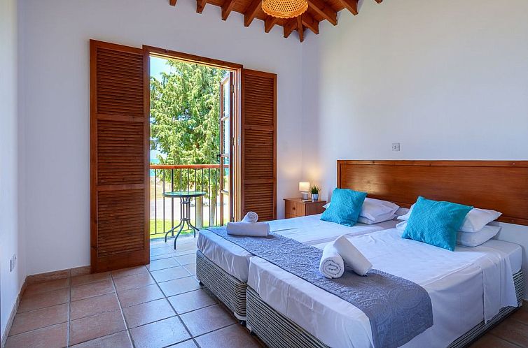 Vakantiehuis Schönes Ferienhaus mit Balkon in Polis Chrysoc