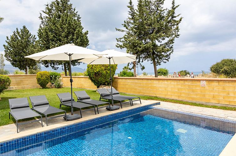 Vakantiehuis Beach Front 3-Schlafzimmer-Villa - 1. Linie vom