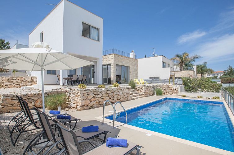 Vakantiehuis Villa mit Panoramablick auf das Meer von Latchi
