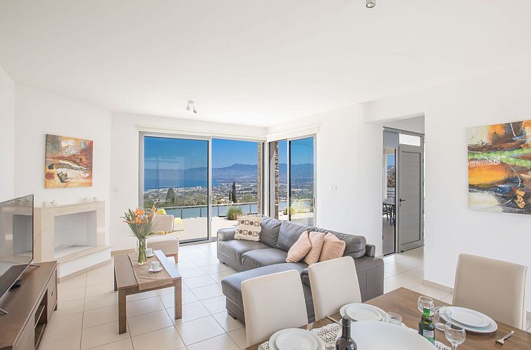 Vakantiehuis Villa mit Panoramablick auf das Meer von Latchi