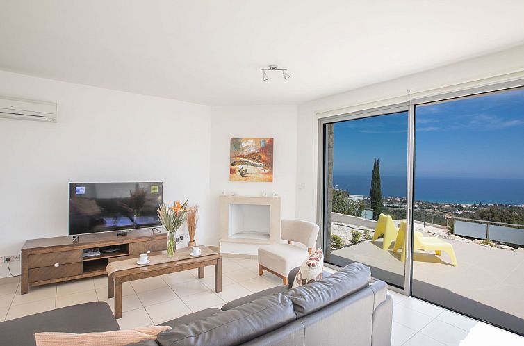 Vakantiehuis Villa mit Panoramablick auf das Meer von Latchi