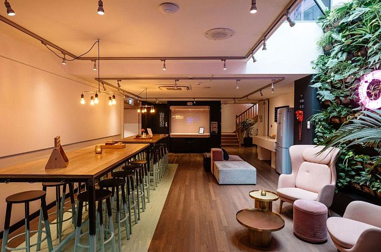 The Dutch Maastricht