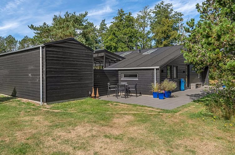 Vakantiehuis "Eilke" - 2km from the sea