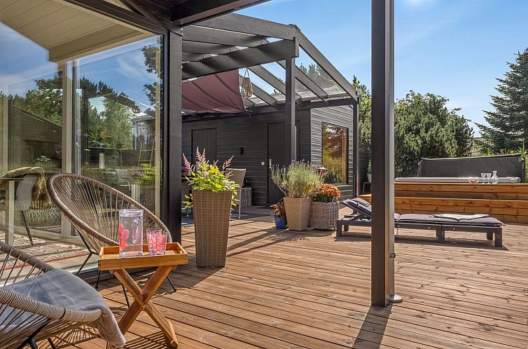 Vakantiehuis "Eilke" - 2km from the sea