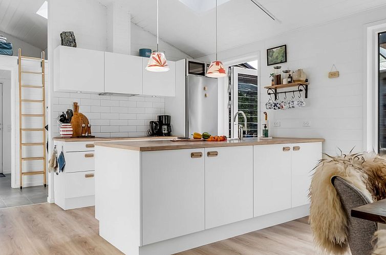 Vakantiehuis "Eilke" - 2km from the sea