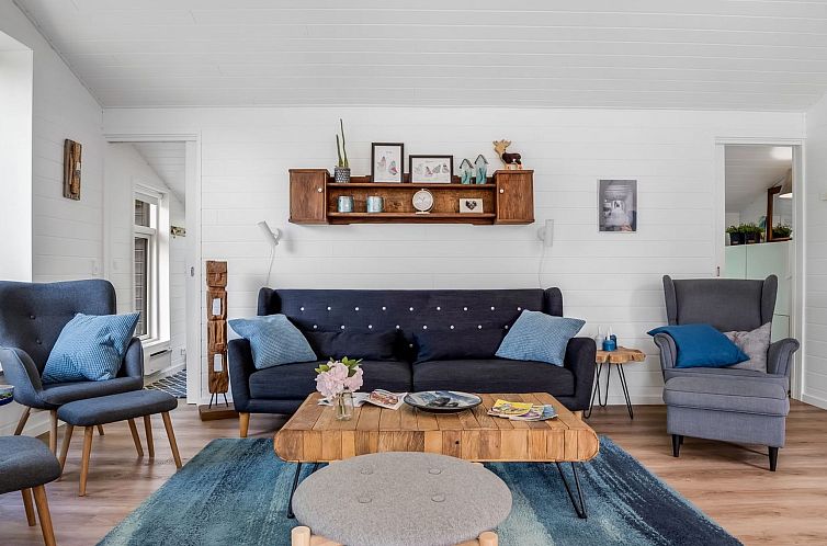 Vakantiehuis "Eilke" - 2km from the sea