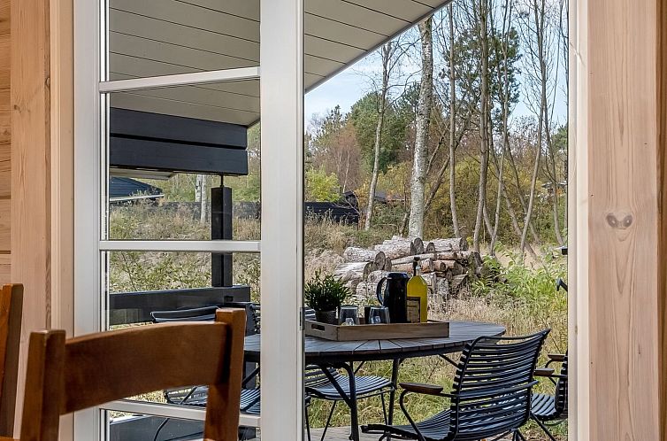 Vakantiehuis "Tanas" - 2km from the sea