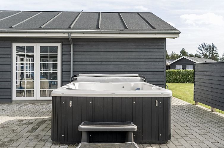 Vakantiehuis "Damita" - 350m from the sea