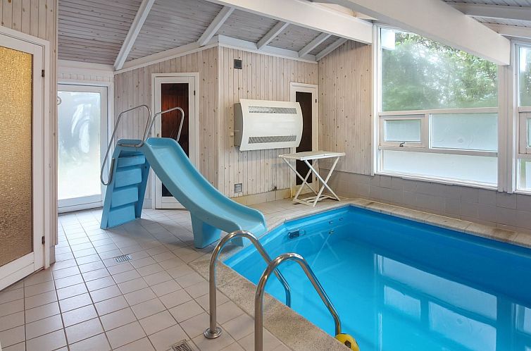 Vakantiehuis "Eldmar" - 500m from the sea