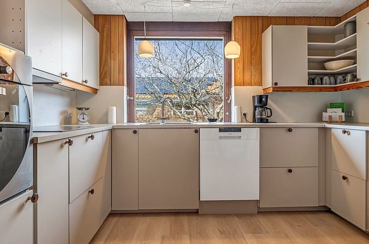 Vakantiehuis "Natalija" - 700m from the sea