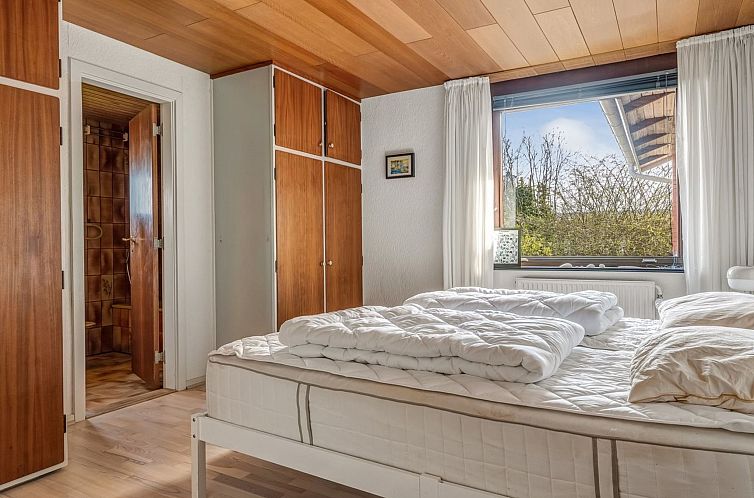 Vakantiehuis "Natalija" - 700m from the sea