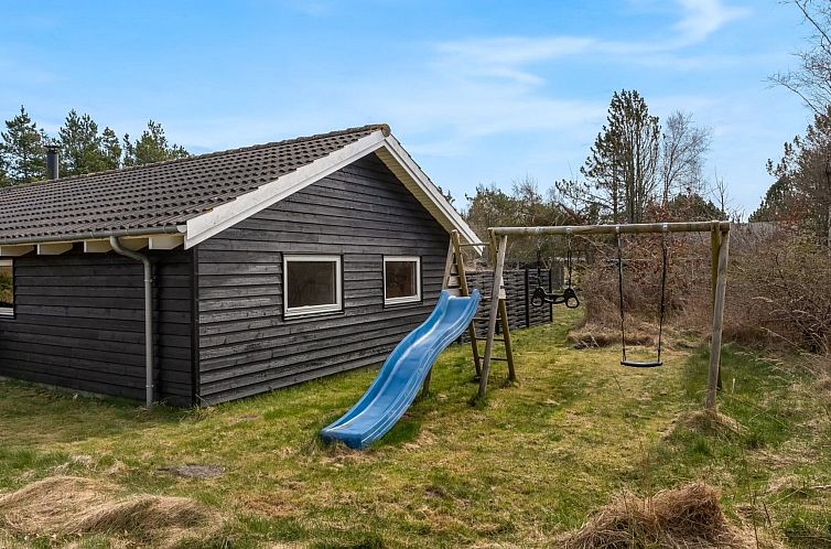 Vakantiehuis "Botwith" - 2.8km from the sea