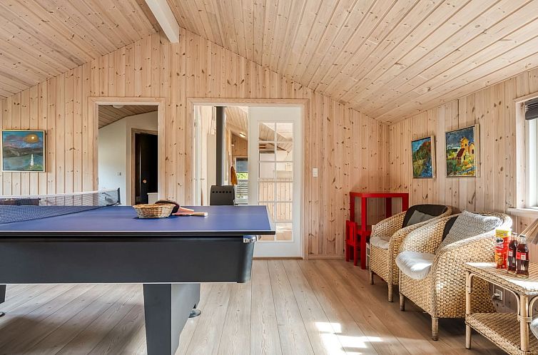 Vakantiehuis "Botwith" - 2.8km from the sea