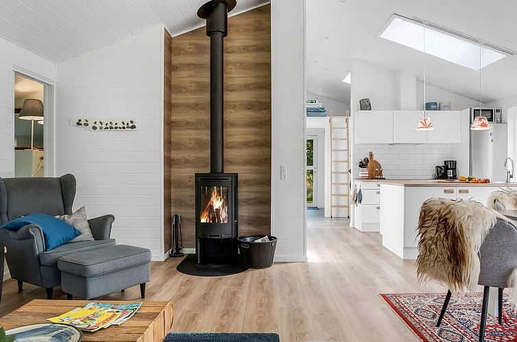 Vakantiehuis "Eilke" - 2km from the sea