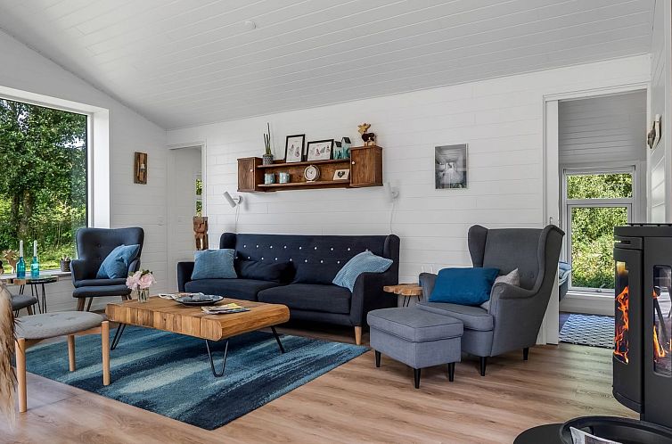 Vakantiehuis "Eilke" - 2km from the sea